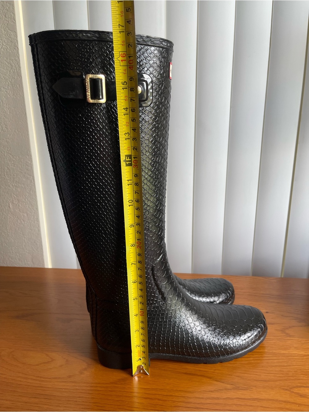 Hunter Women’s Original Refined Scale Texture Tall Boots Black Size 9 - Picture 11 of 16
